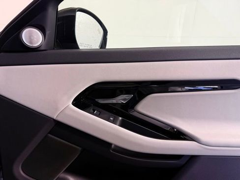 New 2026 Land Rover Range Rover Evoque Dynamic SE image 37