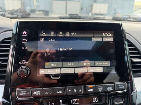 Used 2024 Honda Odyssey Sport image 10