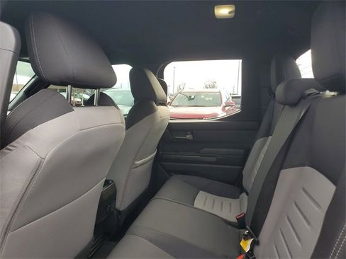 Used 2024 Toyota Tacoma TRD Off-Road image 8