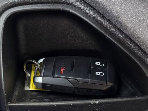 Used 2024 RAM 3500 Tradesman w/ Chrome Appearance Group image 36