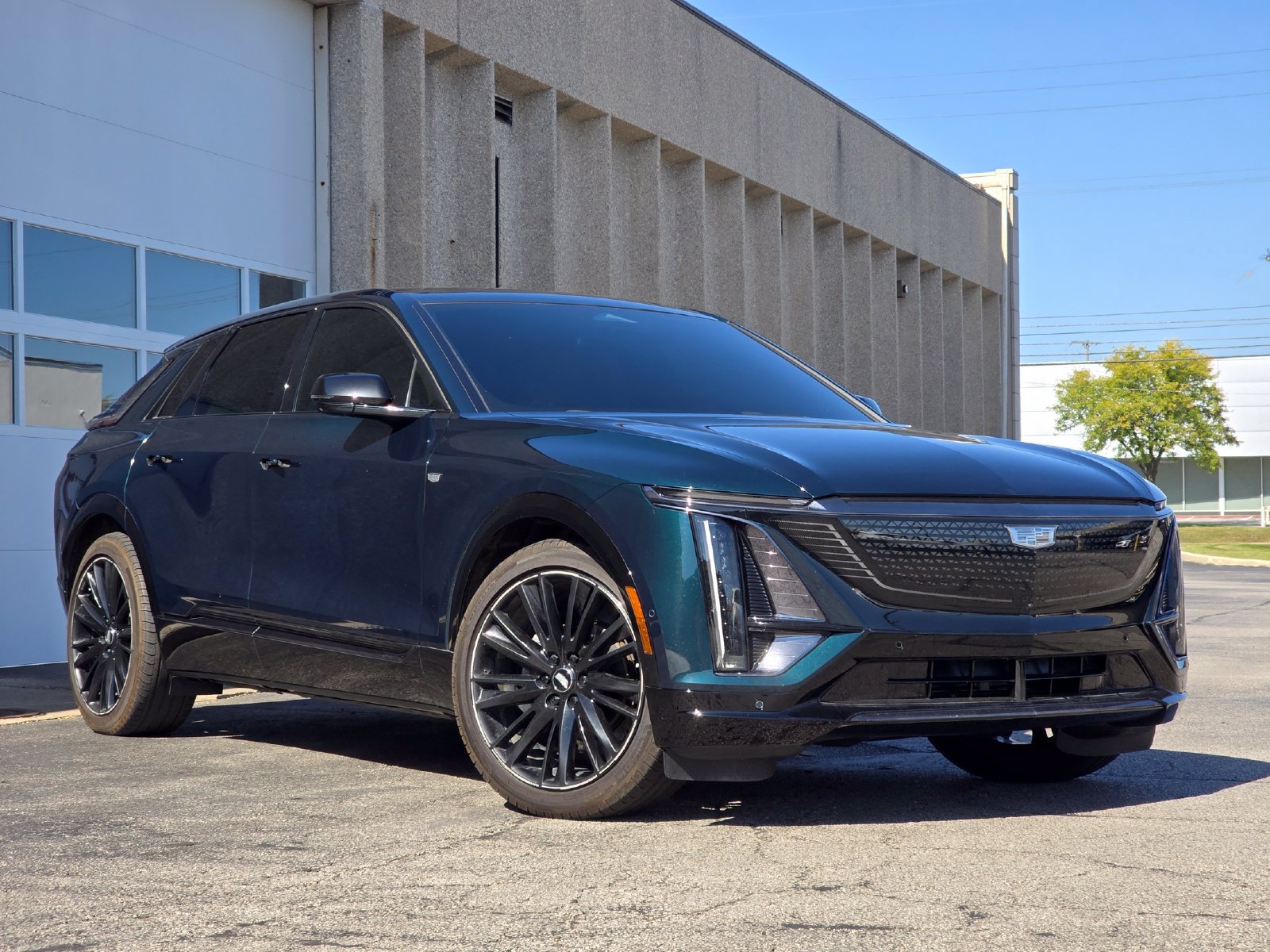 Used 2024 Cadillac Lyriq Sport AWD/4WD image 1