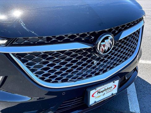 Used 2024 Buick Enclave Avenir w/ Avenir Technology Package AWD/4WD image 30