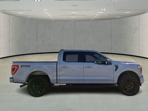 Used 2021 Ford F150 XLT w/ Equipment Group 302A High image 4