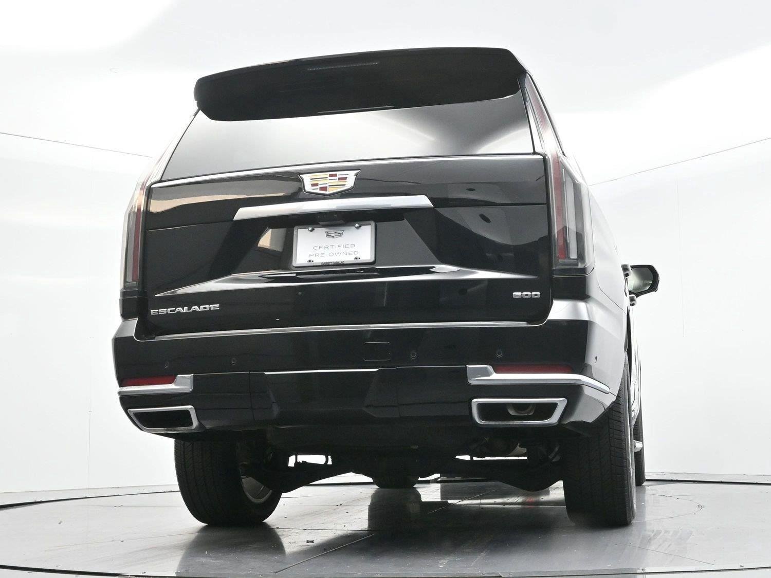 Certified 2025 Cadillac Escalade Premium Luxury AWD/4WD image 58