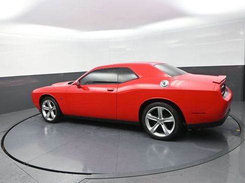 Used 2016 Dodge Challenger R/T RWD image 56