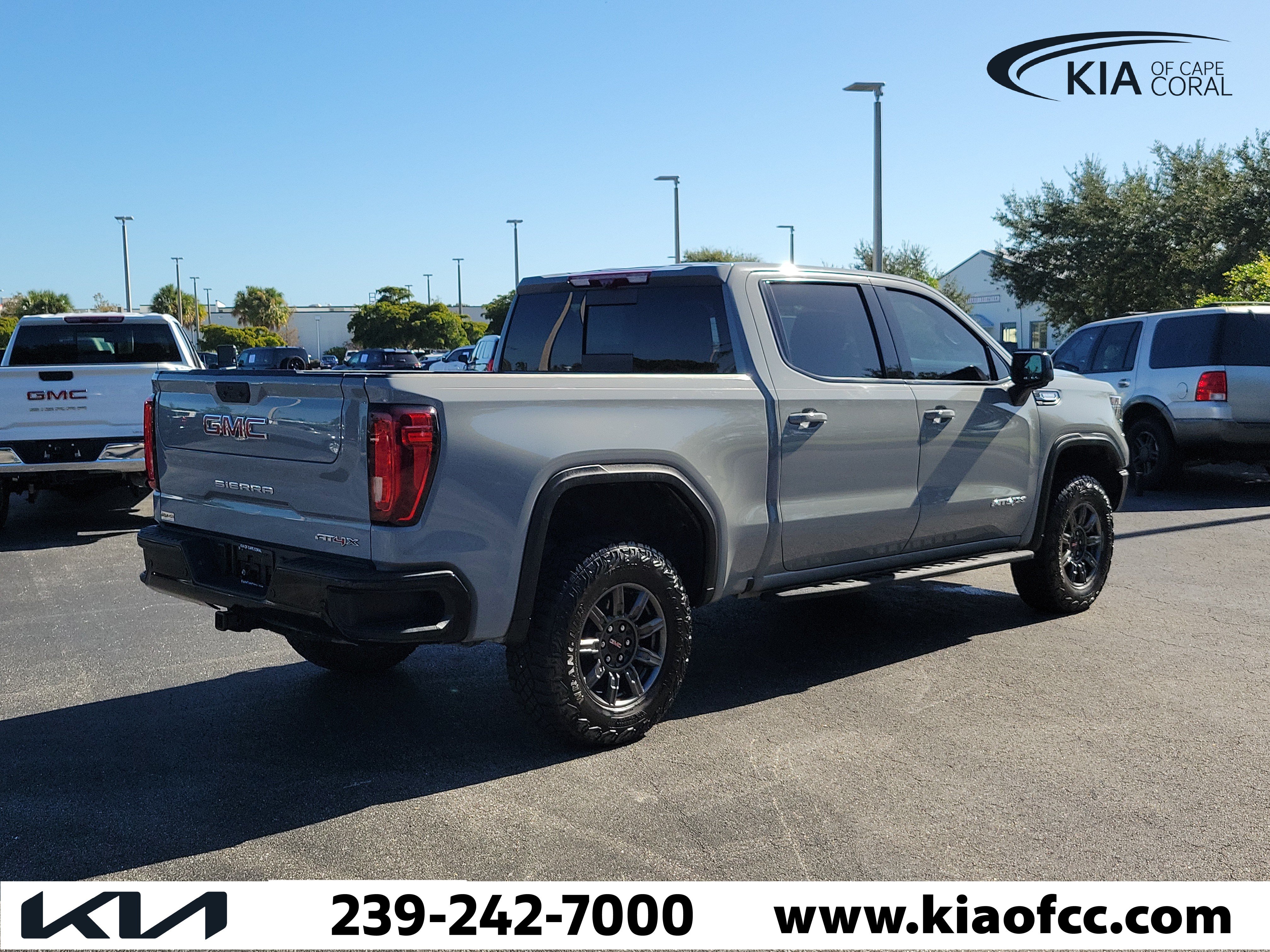 Used 2025 GMC Sierra 1500 AT4X AWD/4WD image 6