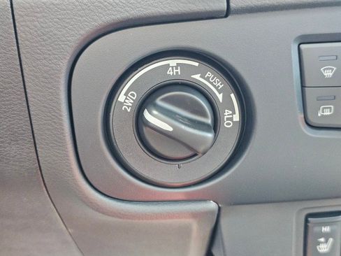 New 2026 Nissan Frontier PRO-4X AWD/4WD image 30