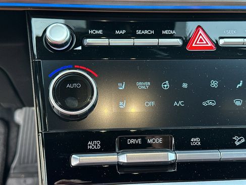 New 2026 Hyundai Santa Fe Limited AWD/4WD image 23