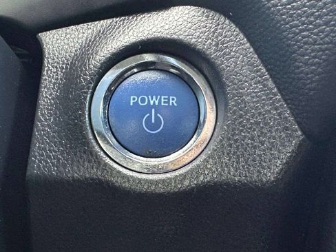 Used 2021 Toyota RAV4 XLE Premium AWD/4WD image 35