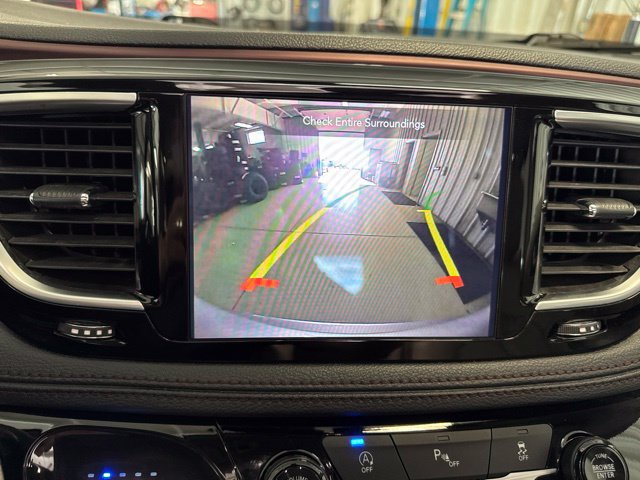 Used 2020 Chrysler Pacifica Limited FWD image 51