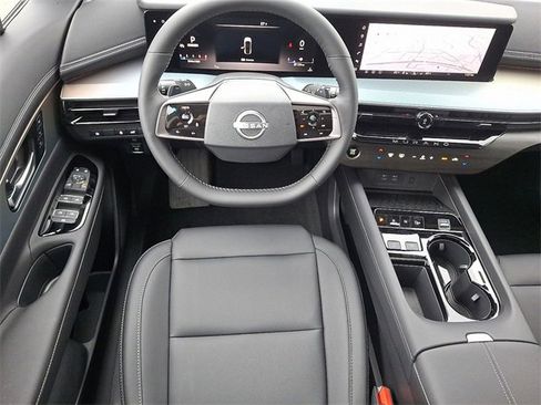 New 2025 Nissan Murano SL image 2