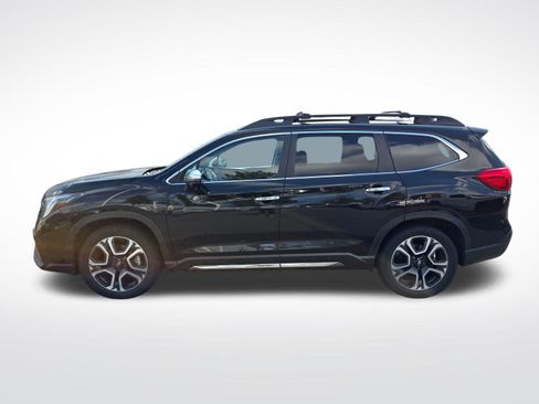 Used 2023 Subaru Ascent Touring AWD/4WD image 8
