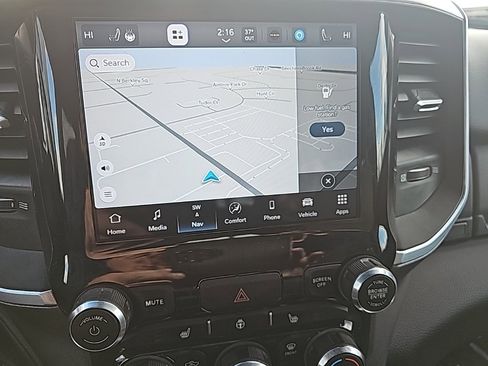 Certified 2022 RAM 1500 Big Horn image 4