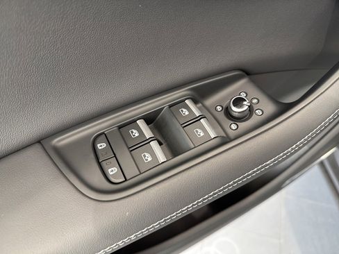 Used 2025 Audi Q7 3.0T Premium Plus image 35