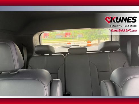 Used 2024 GMC Acadia Elevation AWD/4WD image 13