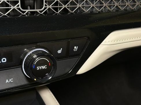Used 2024 Honda Accord Touring image 27