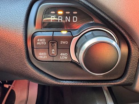 Used 2022 RAM 1500 Big Horn AWD/4WD image 23