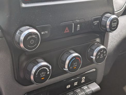 Used 2021 RAM 3500 Tradesman AWD/4WD image 19