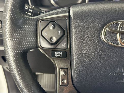 Certified 2024 Toyota 4Runner TRD Off-Road Premium AWD/4WD image 18