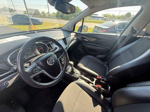 Used 2021 Buick Encore Preferred w/ Safety Package image 14