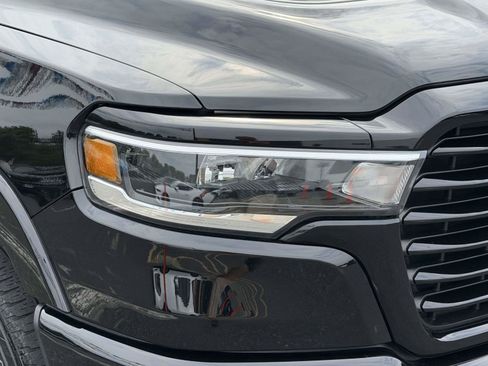 Used 2025 RAM 1500 Laramie w/ Sport Appearance Package AWD/4WD image 7