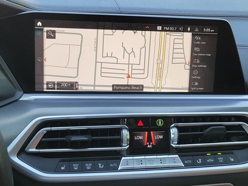 Certified 2023 BMW X5 sDrive40i w/ Premium Package RWD image 12