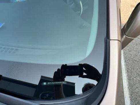 Used 2019 Buick Encore Preferred AWD/4WD image 2