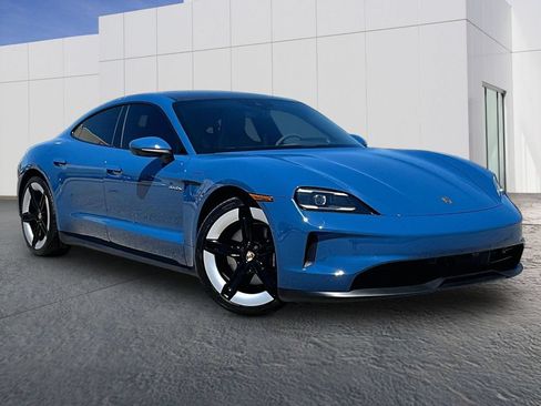 Certified 2025 Porsche Taycan AWD/4WD image 9