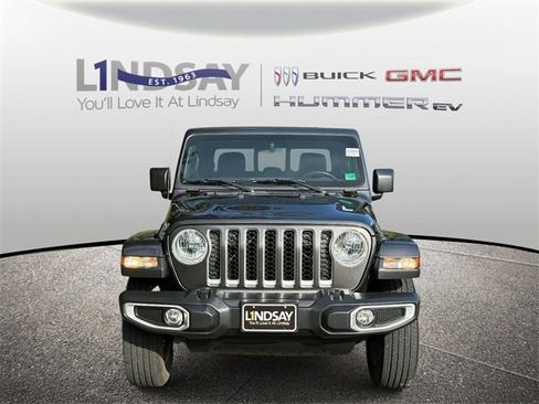 Used 2022 Jeep Gladiator Overland w/ Popular Equipment Package image 6