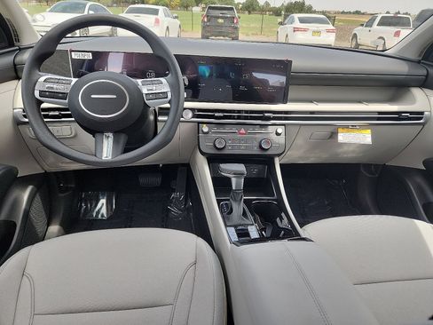 New 2026 Hyundai Tucson SE FWD image 10