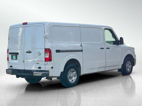 Used 2013 Nissan NV 3500 SV w/ Technology Pkg image 4