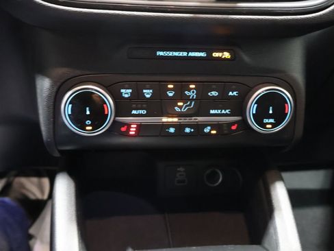 Used 2024 Ford Escape ST-Line image 28