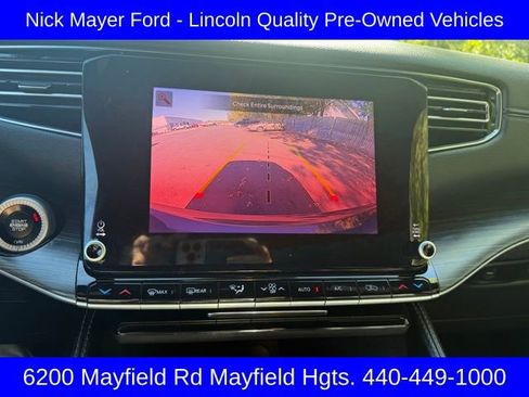 Used 2023 Jeep Wagoneer L Series II image 16