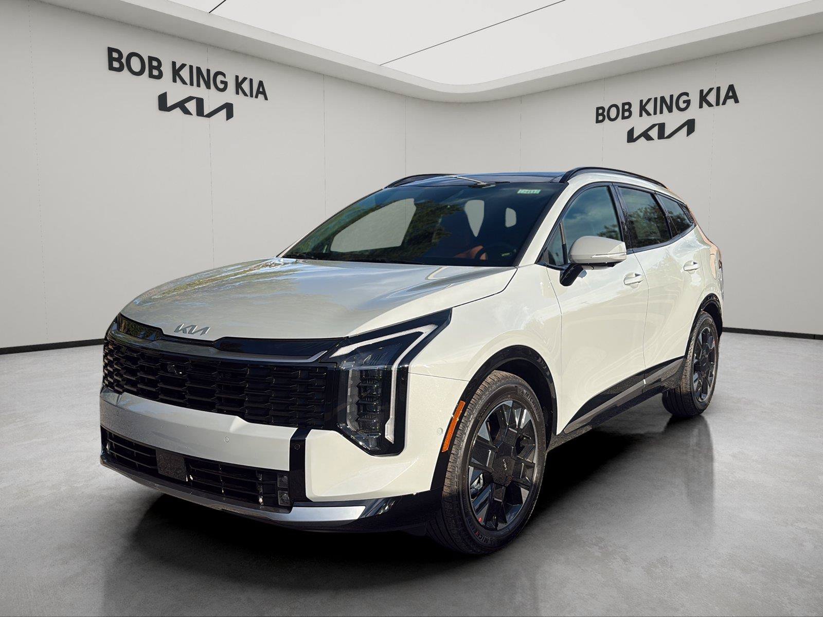 New 2027 Kia Sportage SX FWD image 1
