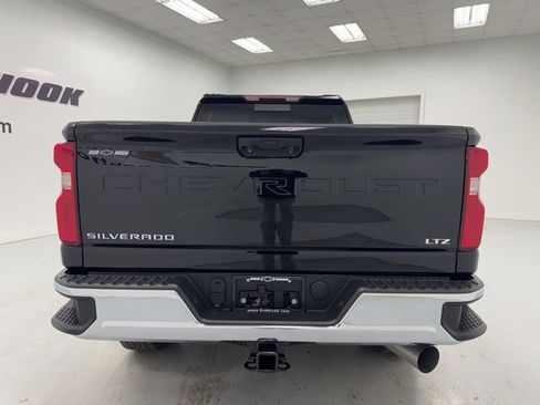 Used 2023 Chevrolet Silverado 2500 LTZ image 6