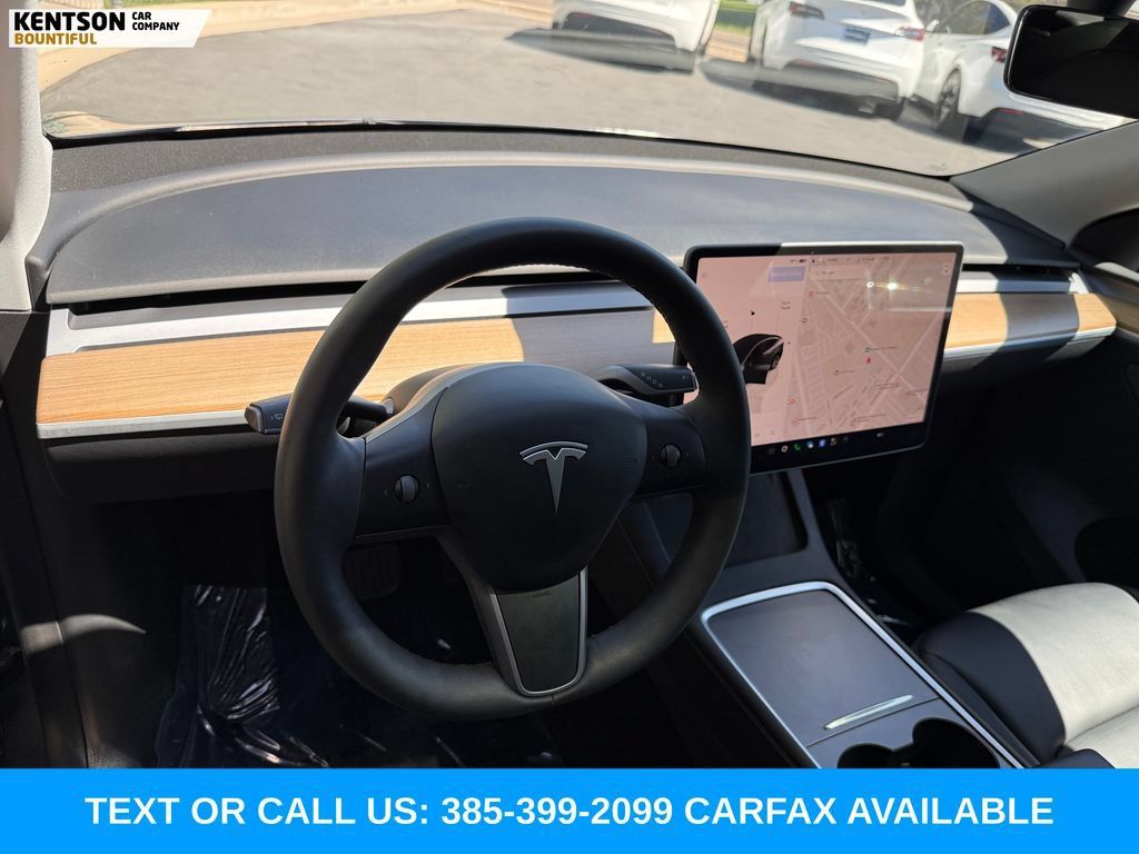 Used 2023 Tesla Model Y Long Range AWD/4WD image 25