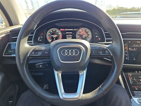 Certified 2023 Audi Q7 3.0T Premium w/ Convenience Package AWD/4WD image 17