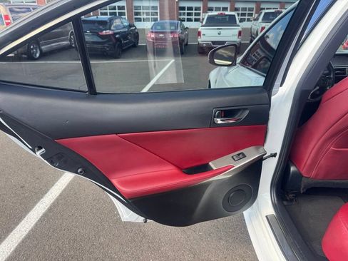 Used 2016 Lexus IS 300 AWD image 27