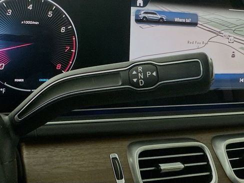 New 2026 Mercedes-Benz GLS 450 4MATIC image 17