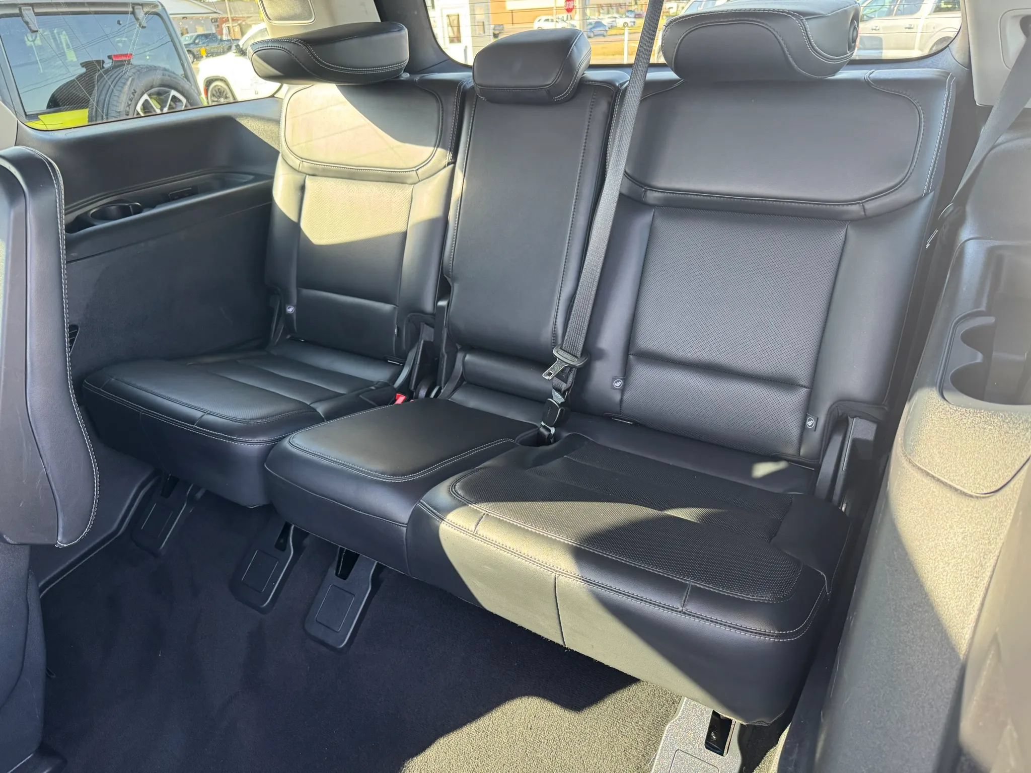 Used 2025 Ford Expedition Platinum AWD/4WD image 7