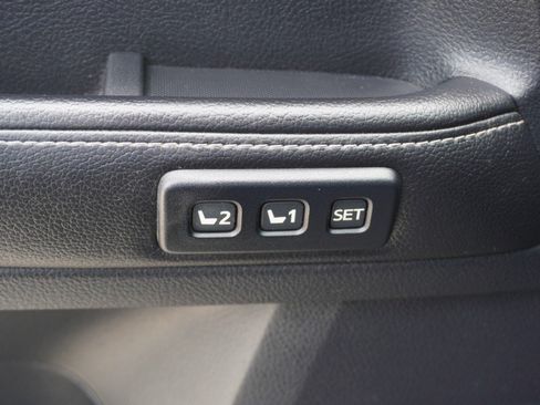 Used 2015 Toyota 4Runner Limited AWD/4WD image 22