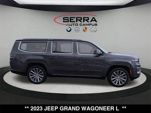 Used 2023 Jeep Grand Wagoneer L Series II w/ Premium Group II image 12