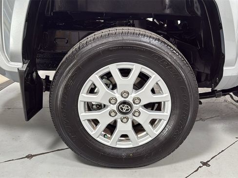 Certified 2024 Toyota Tacoma SR image 22