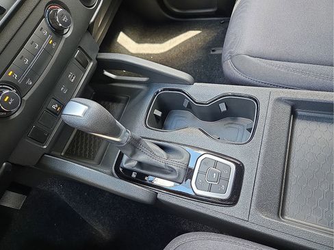 New 2026 Nissan Frontier SV w/ Tow Package image 25