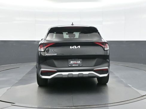 Used 2023 Kia Sportage EX image 6