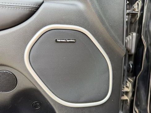 Used 2018 Jeep Grand Cherokee SRT image 10