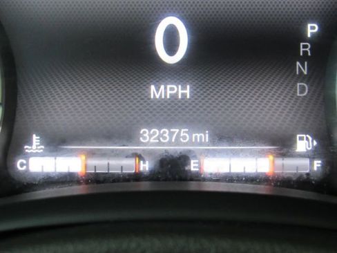 Used 2019 Jeep Renegade Limited image 40