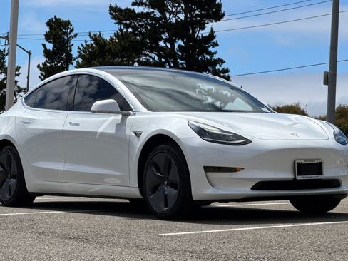 Used 2020 Tesla Model 3 Standard Range Plus RWD image 7