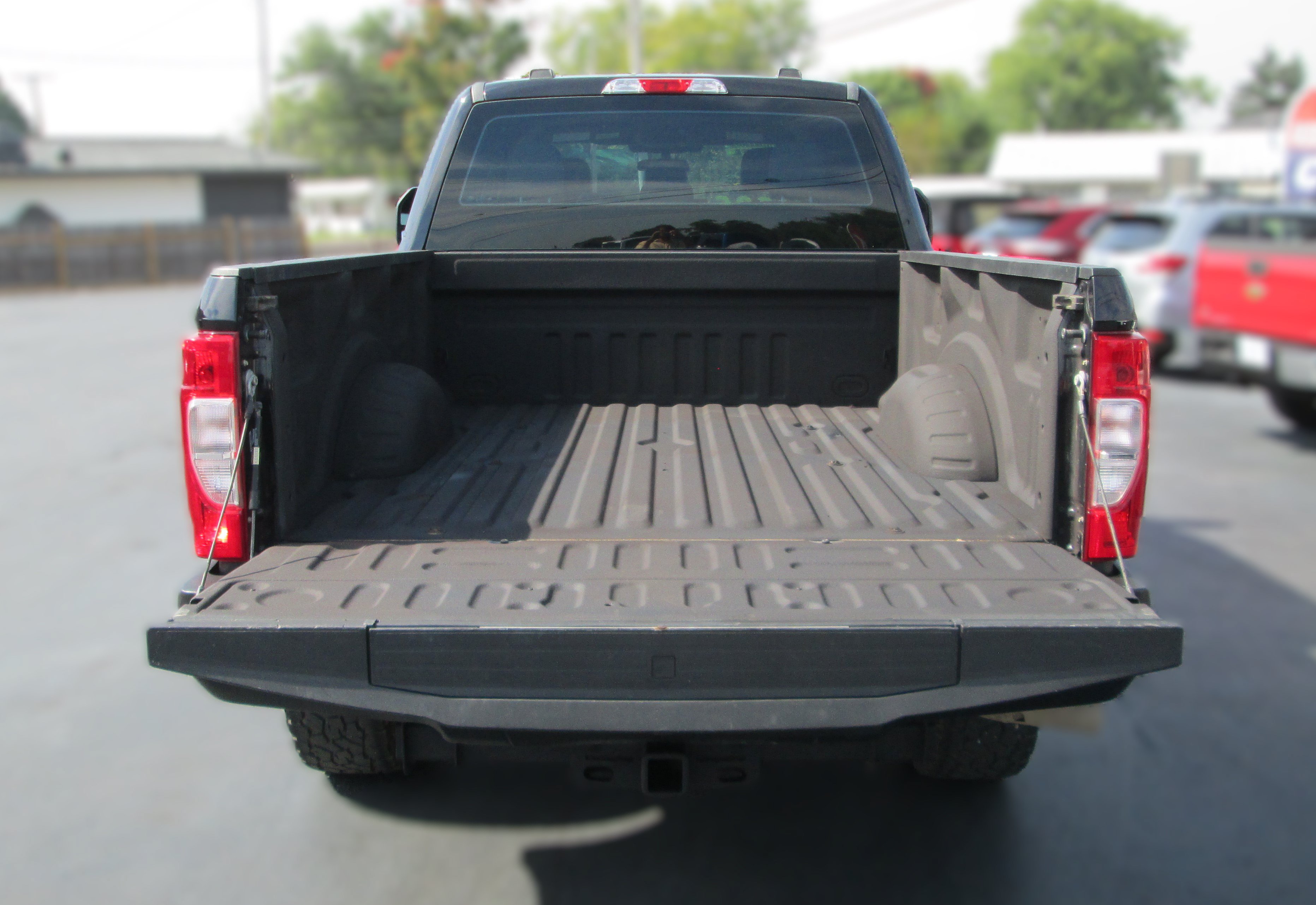 Used 2020 Ford F250 XL w/ FX4 Off-Road Package AWD/4WD image 9