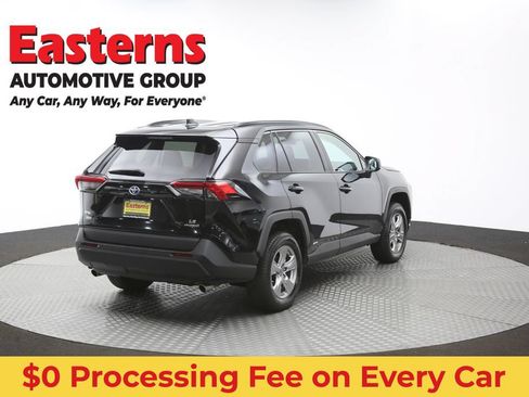 Used 2023 Toyota RAV4 LE AWD/4WD image 39